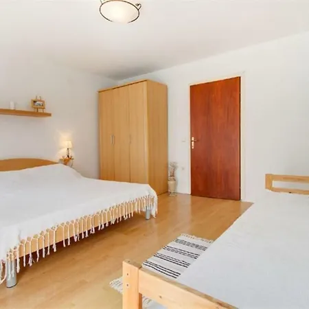 Jelena Apartment *