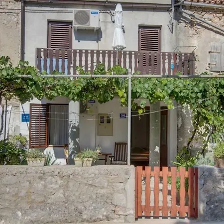 Apartment Jelena